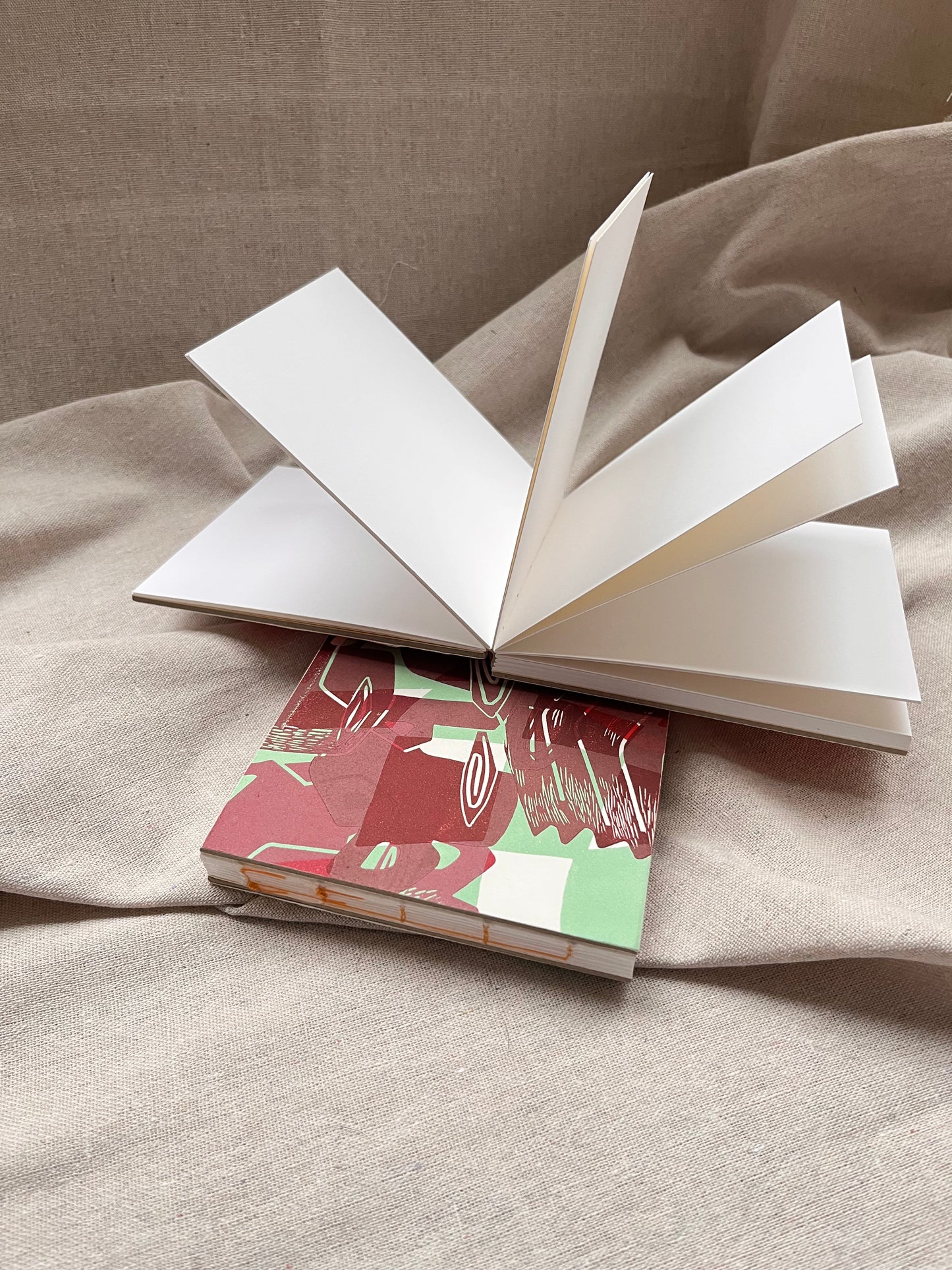 Bloc xilografía 300gr / Tapa dura / A6 cuadrada